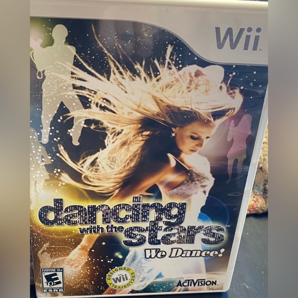 Wii Dancing With the Stars: We Dance! Rated E10+ (G10)